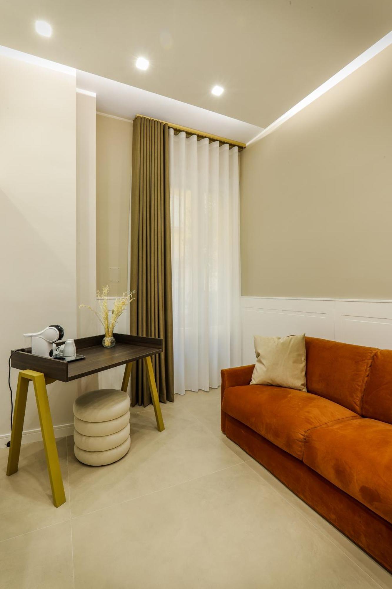 Conte Relais Suite เนเปิลส์ ภายนอก รูปภาพ