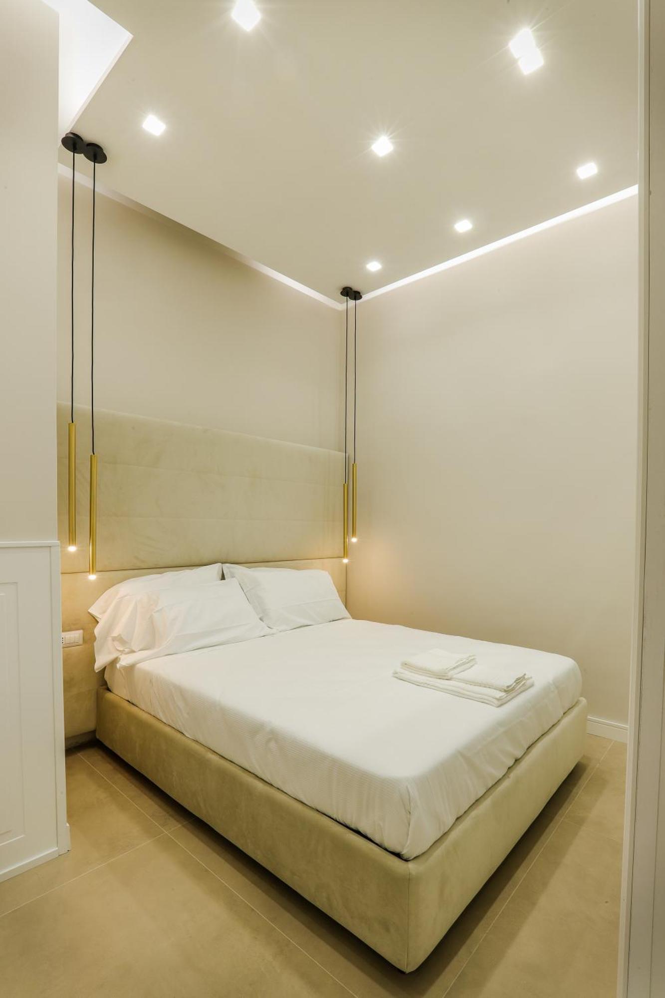Conte Relais Suite เนเปิลส์ ภายนอก รูปภาพ