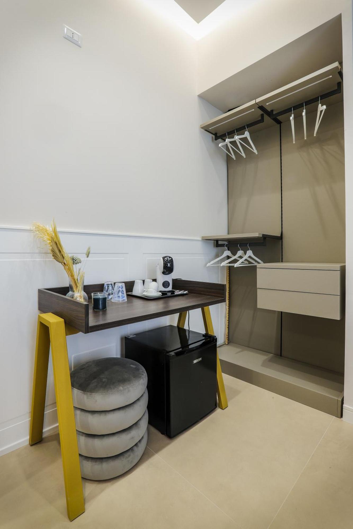 Conte Relais Suite เนเปิลส์ ภายนอก รูปภาพ
